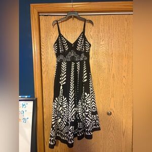 Magic Black/White/Silver Embroidered Midi Dress NWOT
